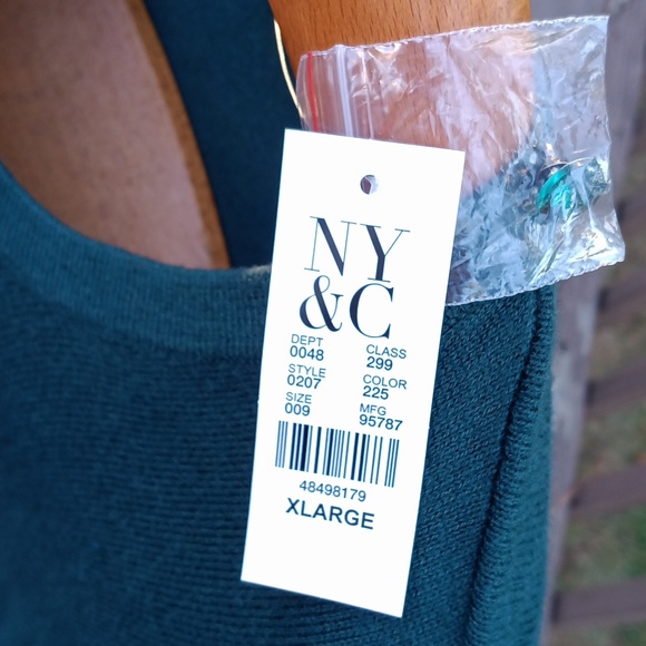 NY & C Jeweled-Button Chelsea Crewneck Cardigan Size: XL NEW WITH TAGS - Picture 6 of 6